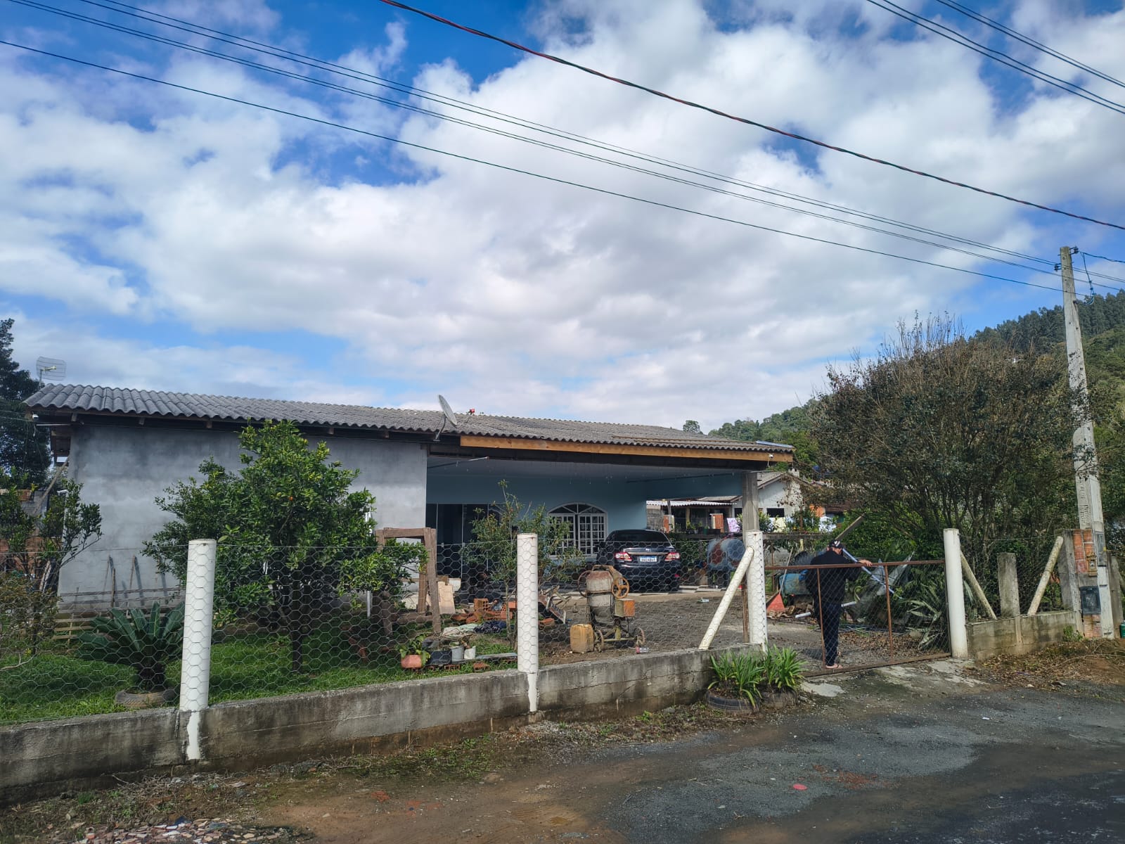 🏡 Casa Ampla com Terreno Generoso no Bairro Salto Grande – Conforto e Qualidade de Vida! 🌟