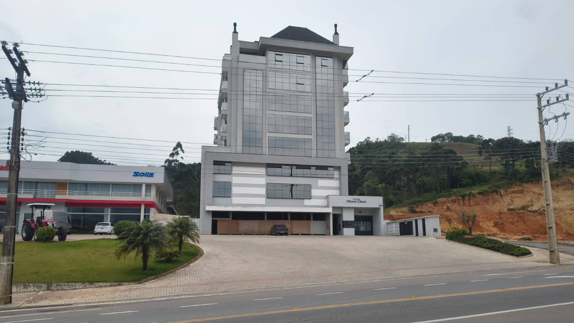 Apartamento Alto Padrão com Vista Exclusiva e Lazer Completo 