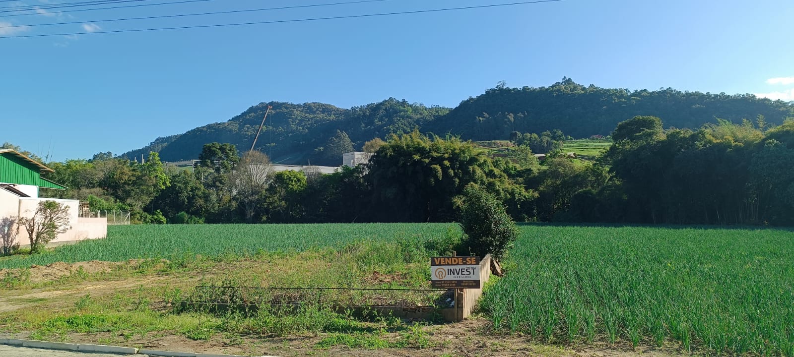 🌿 Seu Refúgio no Coração de Leoberto Leal!