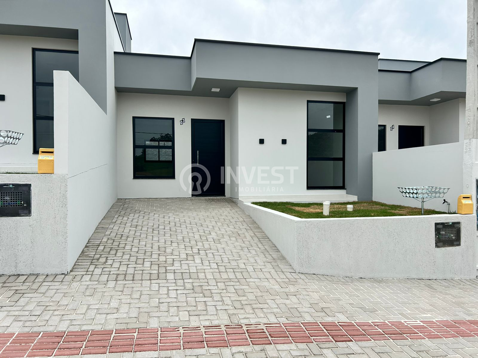 🏘️ Casa Geminada: Praticidade e Conforto na Medida Certa!