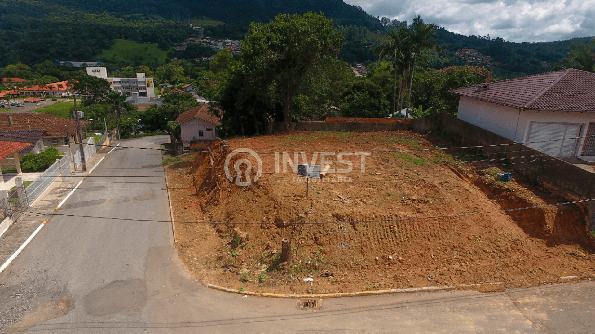 🌳 Terreno Urbano: Oportunidade de Investimento com Foco no Futuro!