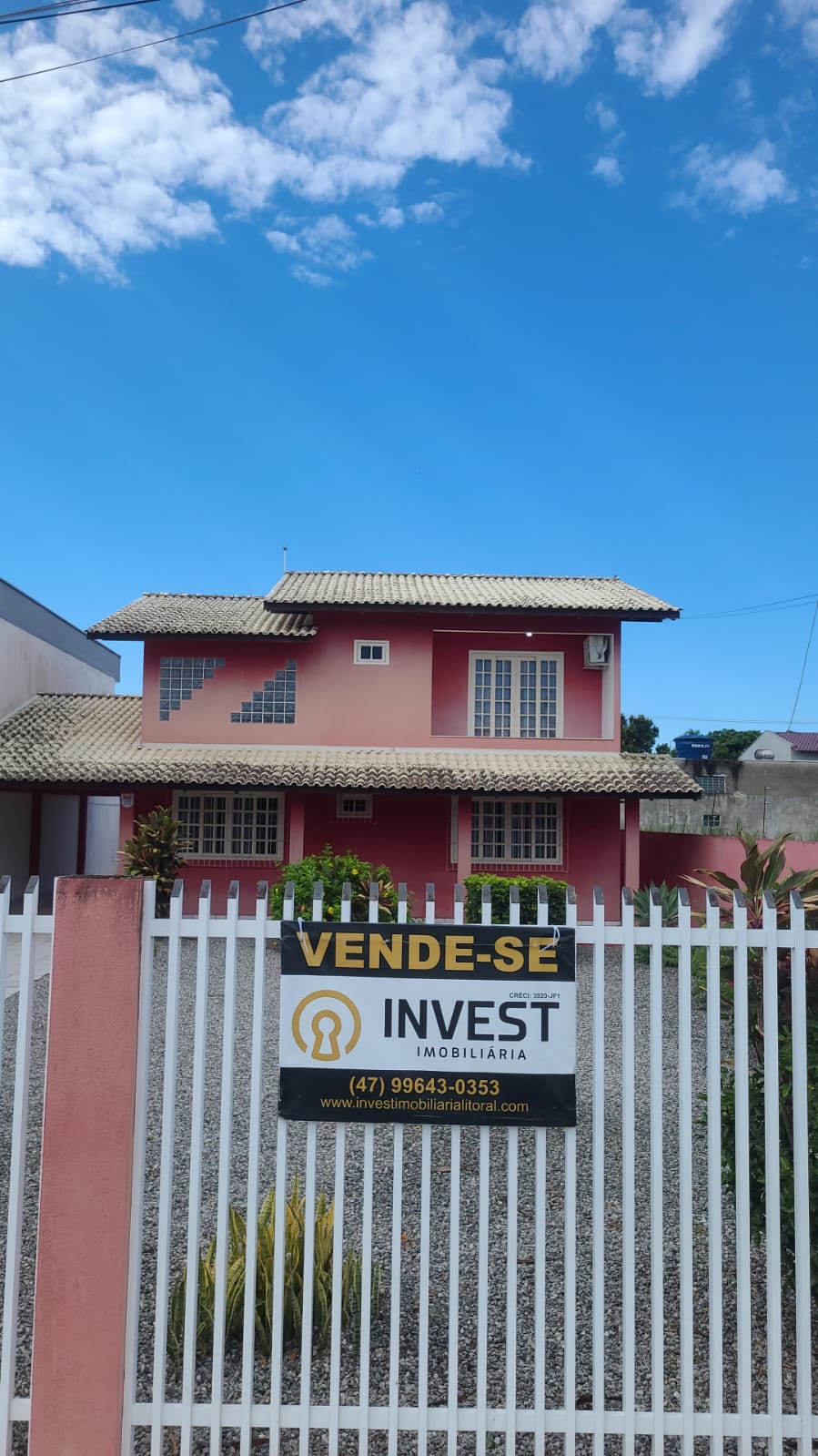 CASA AMPLA SEMI MOBILIADA