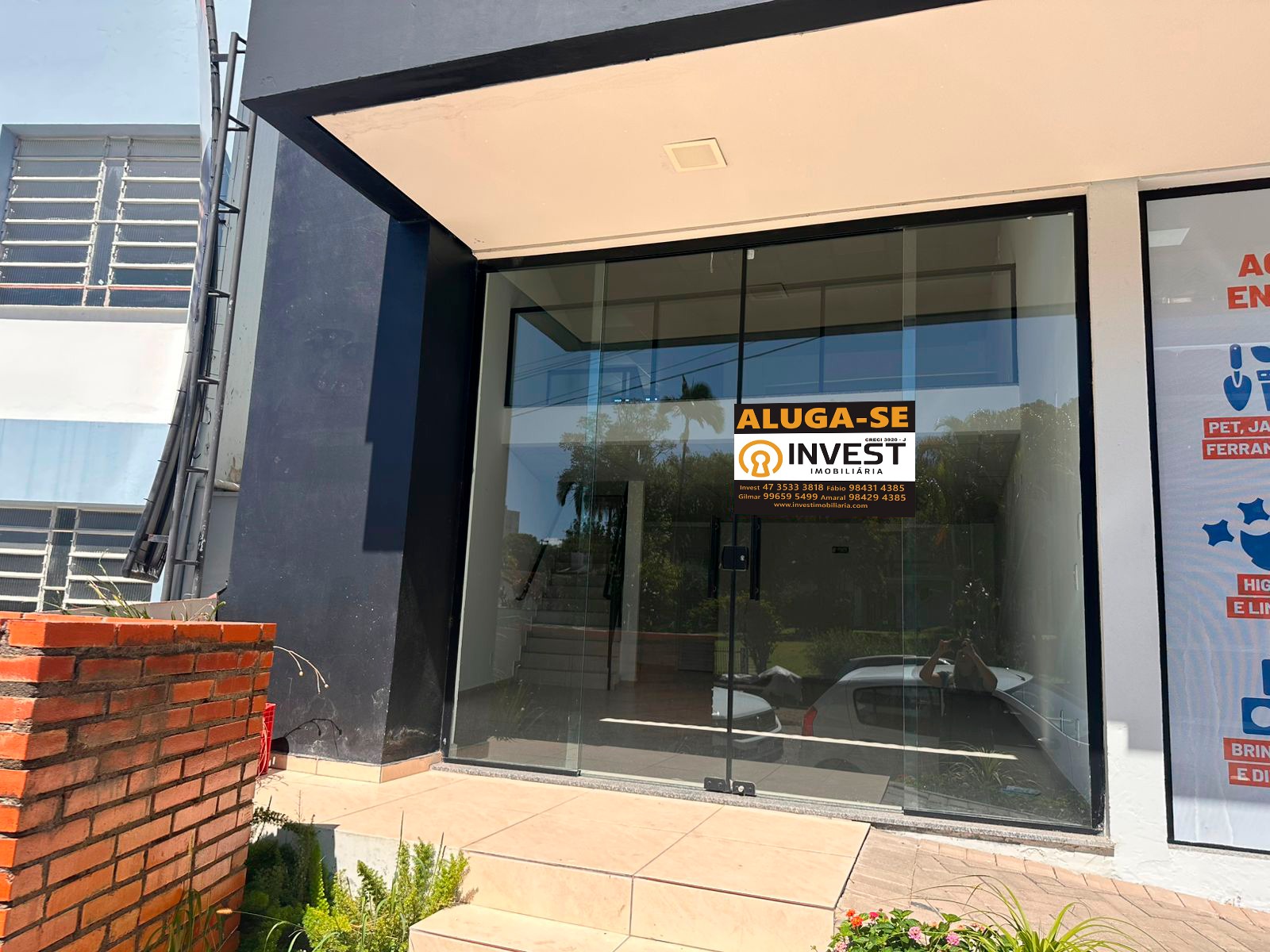 Sala Comercial com Mezanino em Excelente Localização