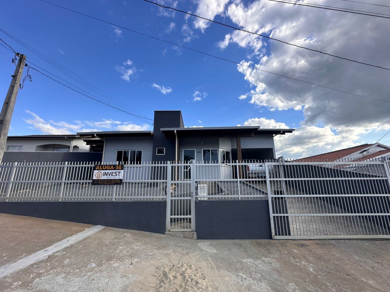 🏠 Casa para Locação: Conforto e Espaço em Localização Privilegiada!