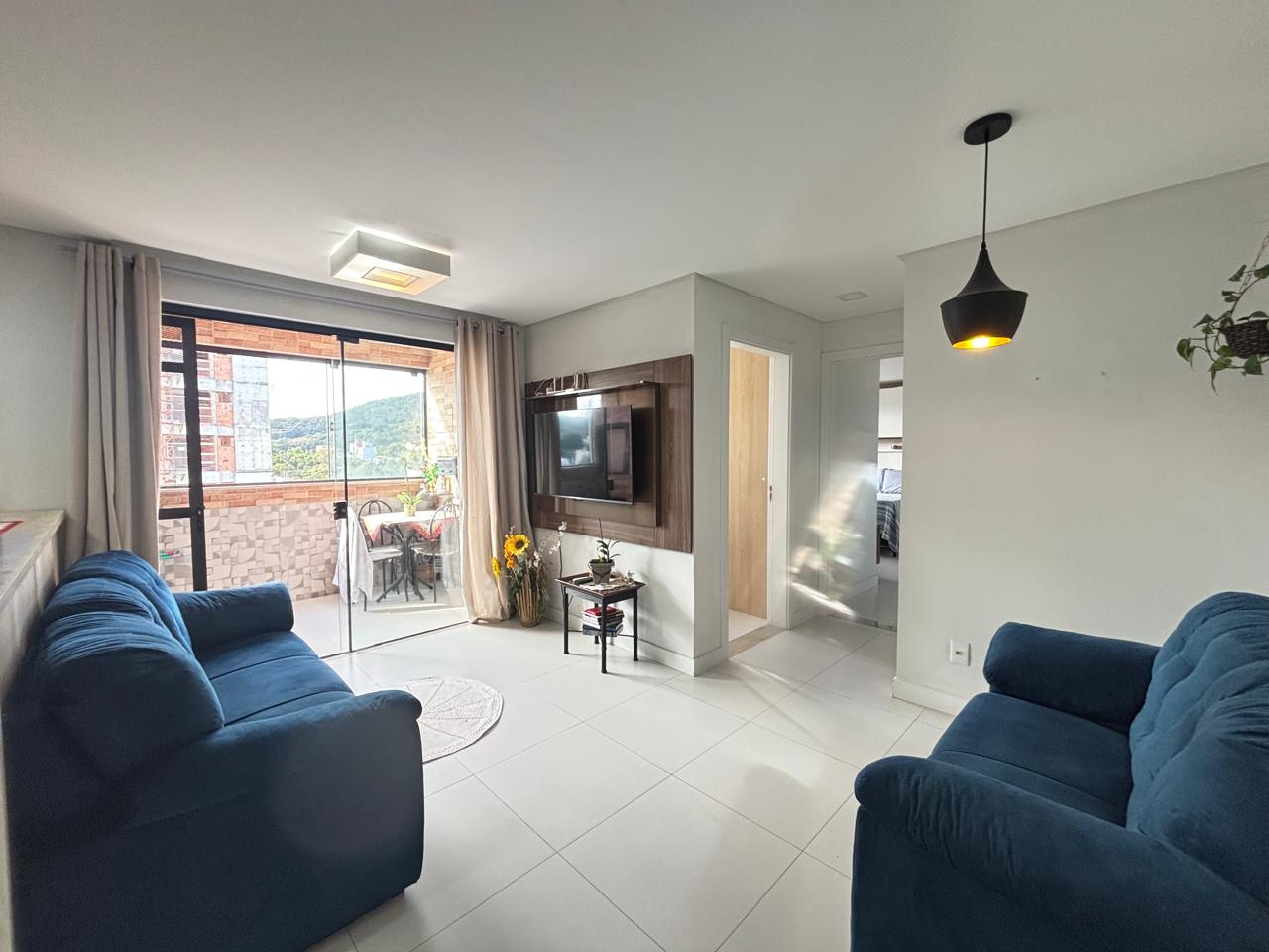 APARTAMENTO EM CAMBORIÚ