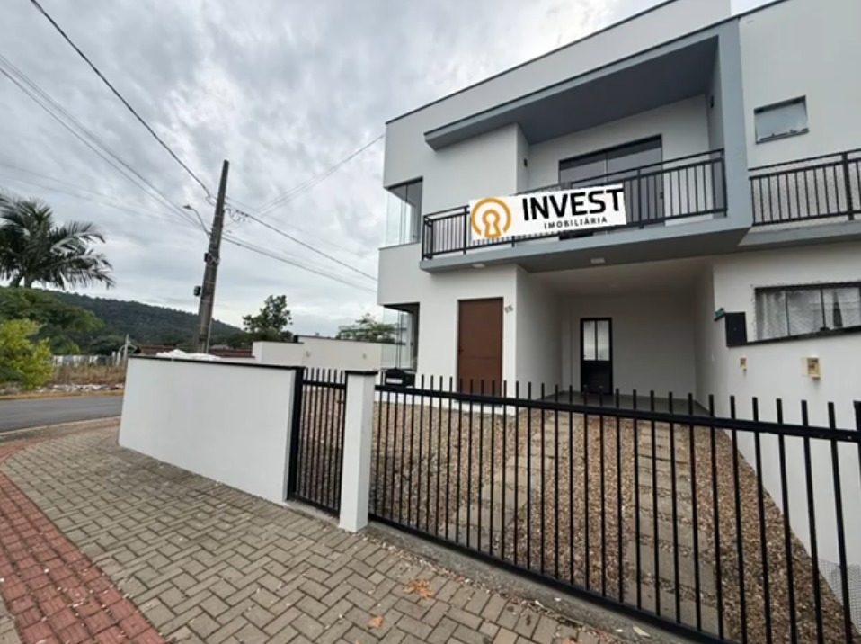 Invista Certo! Sobrado Completo Próximo à Área Industrial