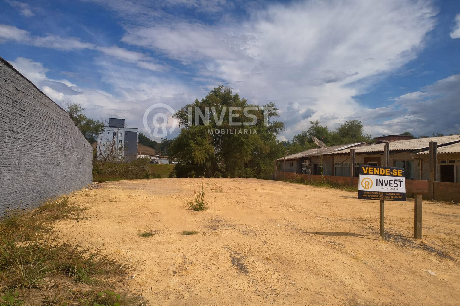 🚀 INVISTA CERTO: TERRENO AMPLO E BEM LOCALIZADO