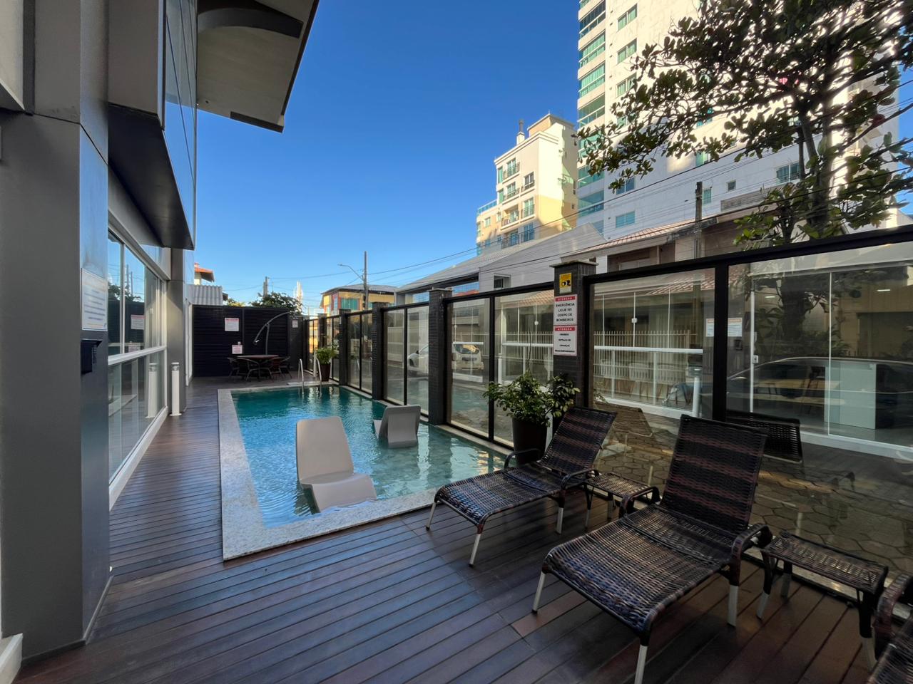 EXCELENTE APARTAMENTO  GRAVATA - 03 SUITES