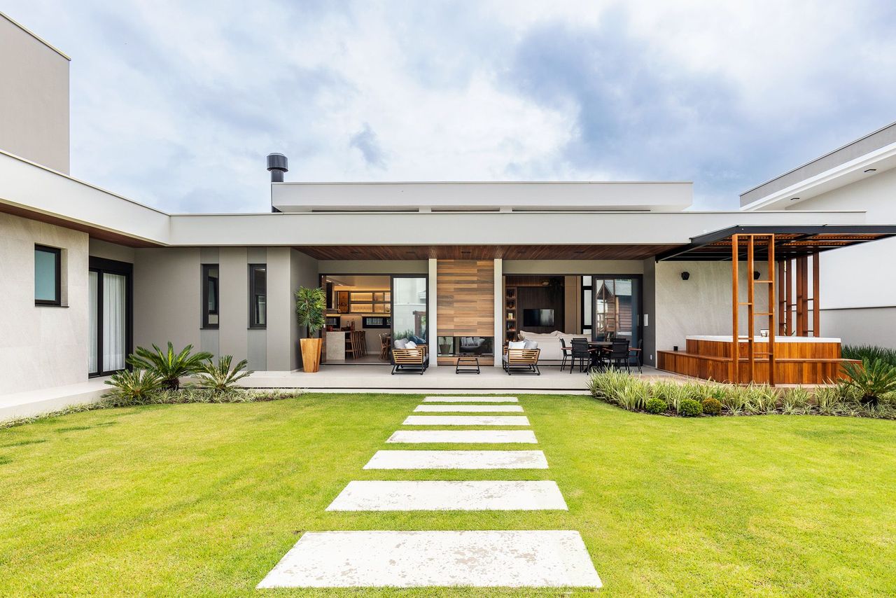 CASA DE ALTO PADRÃO À VENDA | JARDIM PANORAMA – RIO DO SUL